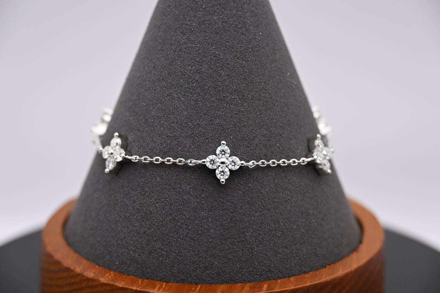 Celeste Floral Moissanite Bracelet
