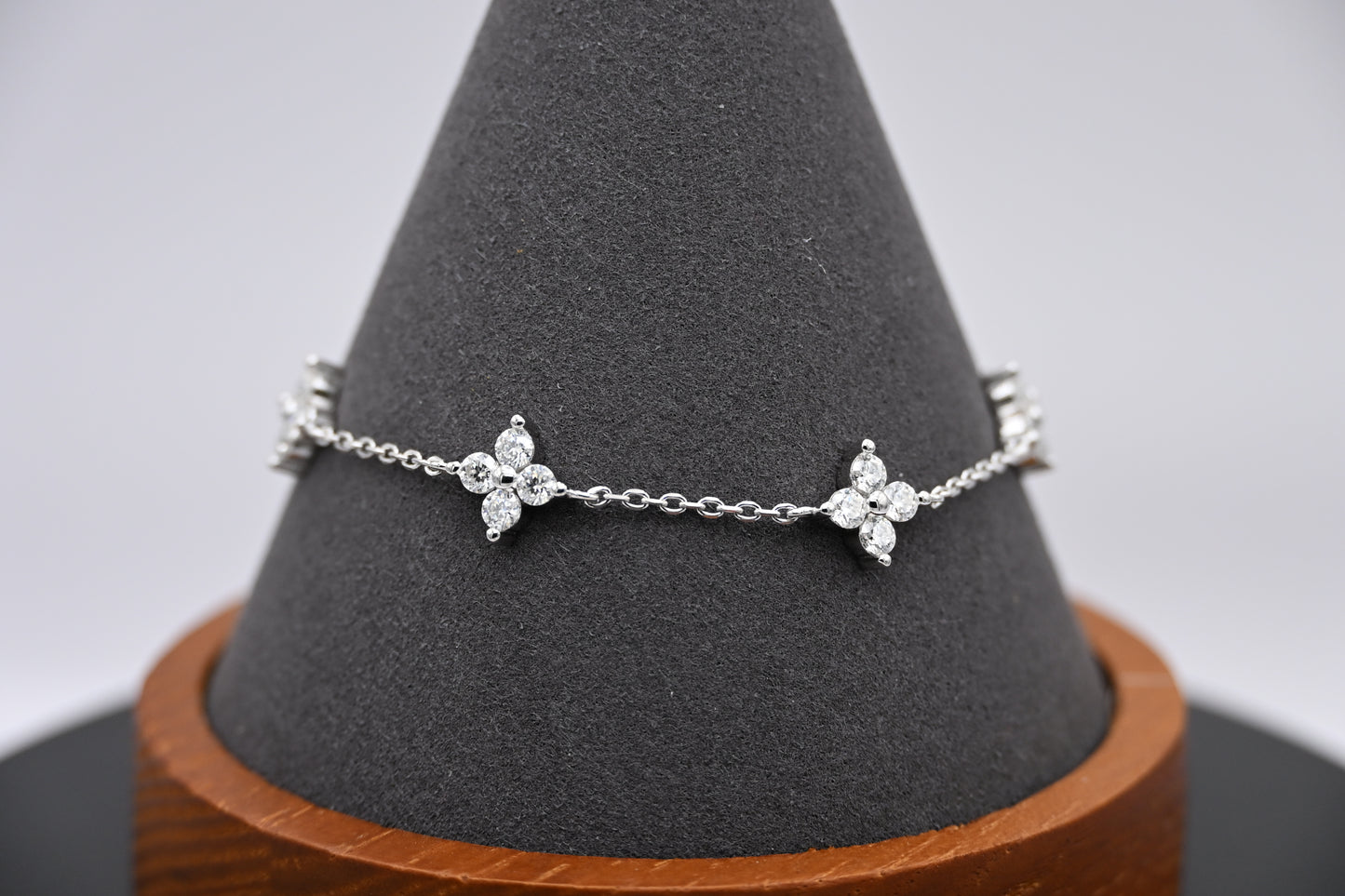 Celeste Floral Moissanite Bracelet