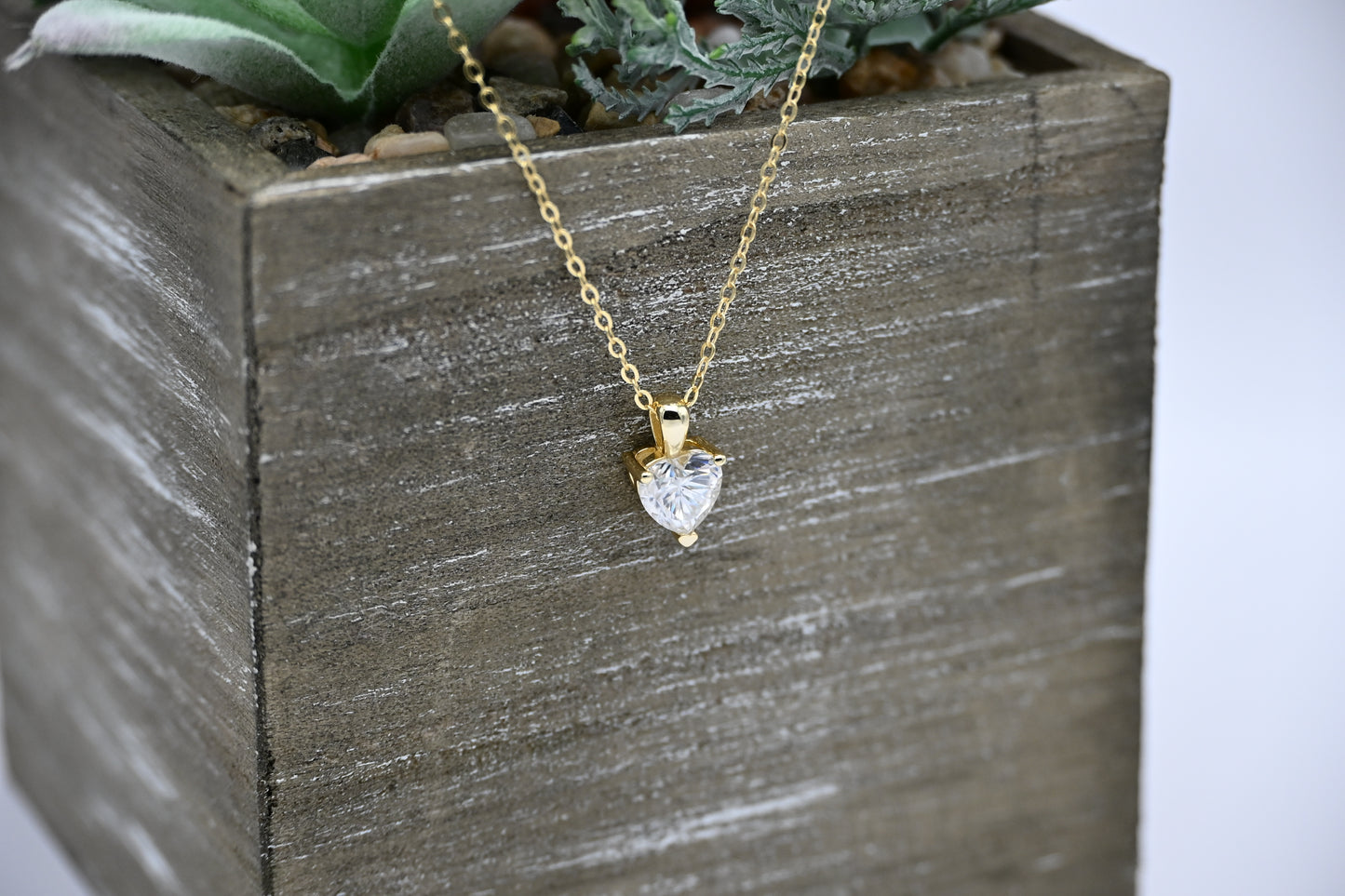 Amorette Heart 1 Carat Solitaire Necklace