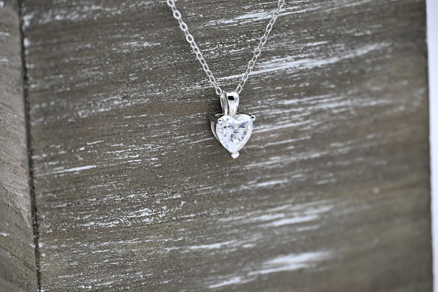 Amorette Heart 1 Carat Solitaire Necklace