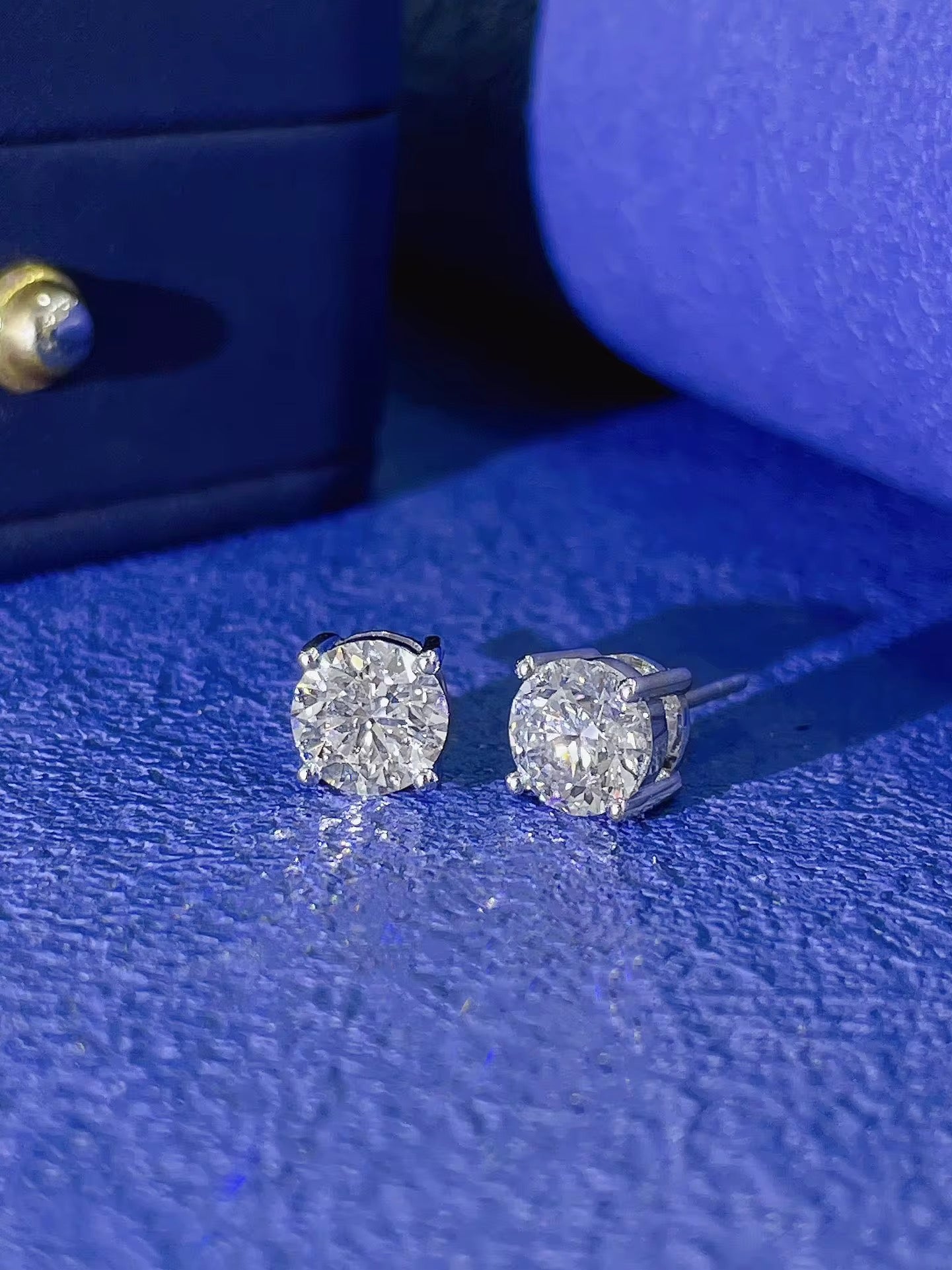 4- Prong 1 Carat Total Weight Lab Diamond Stud Earrings in 18K White Gold